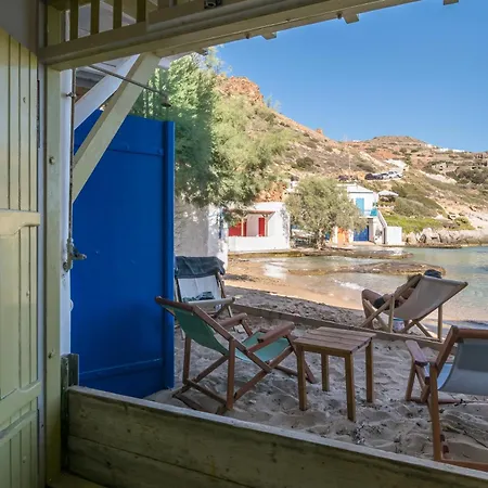 Deavita Eco House Plaka (Milos)